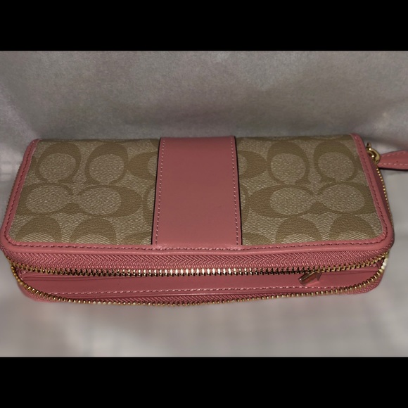 Coach Signature PVC Leather Acc Zip Around Wallet - Picture 6 of 8